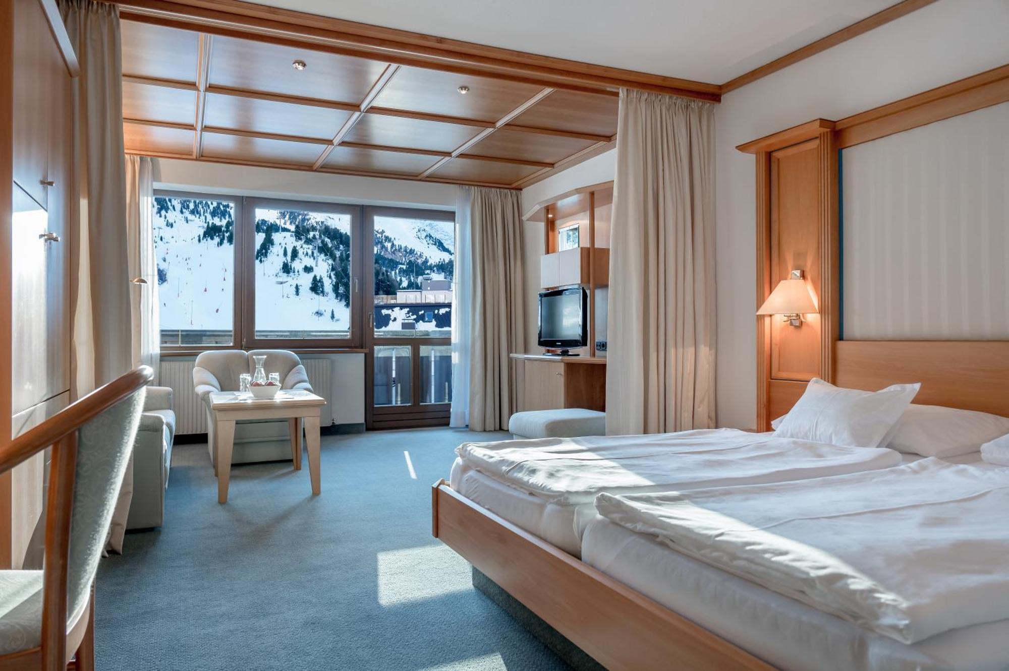 Hotel Alpina Deluxe Обергургл Екстериор снимка